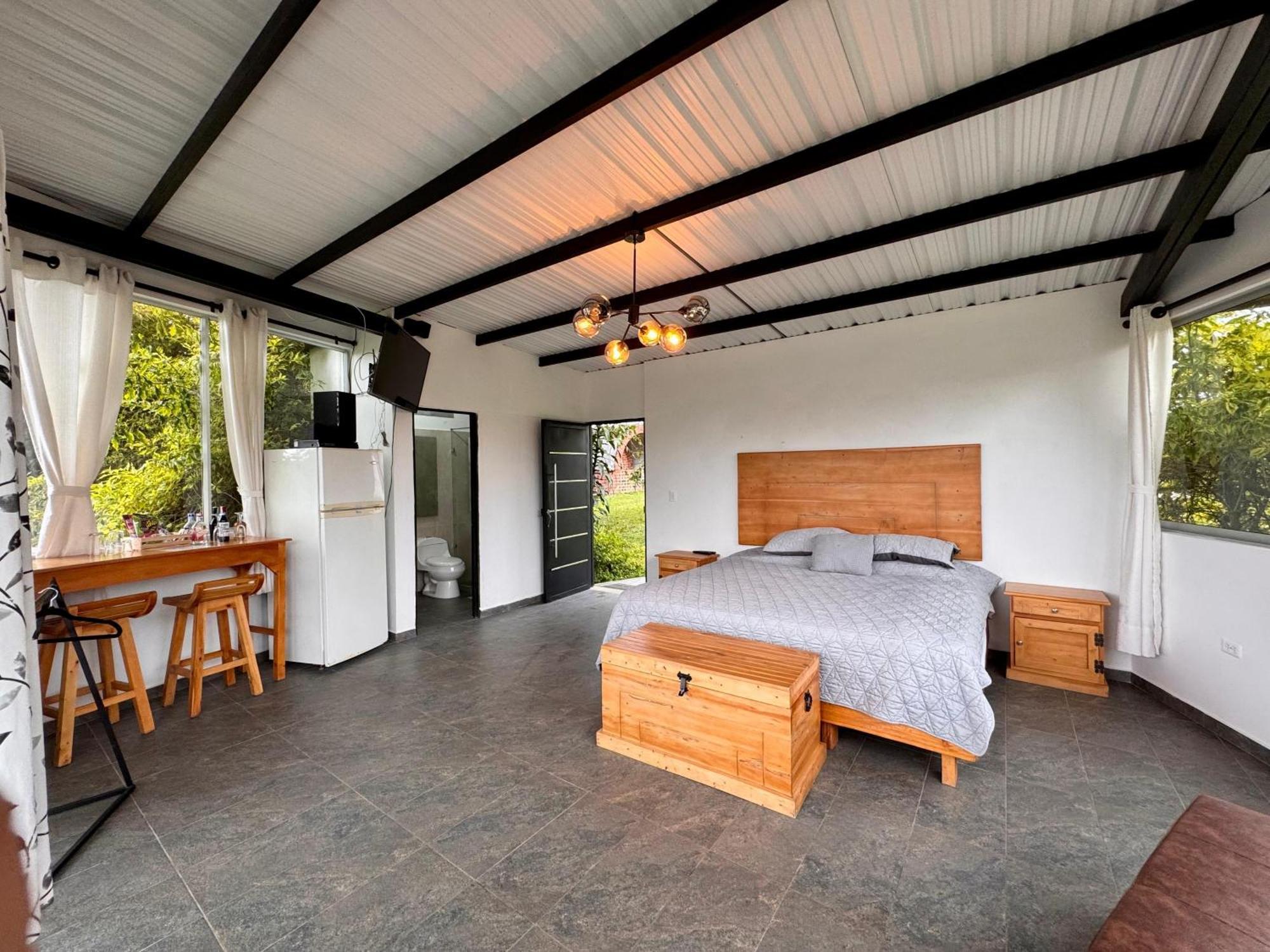 Hotel Campestre Alto Lindo En Guatapé Εξωτερικό φωτογραφία