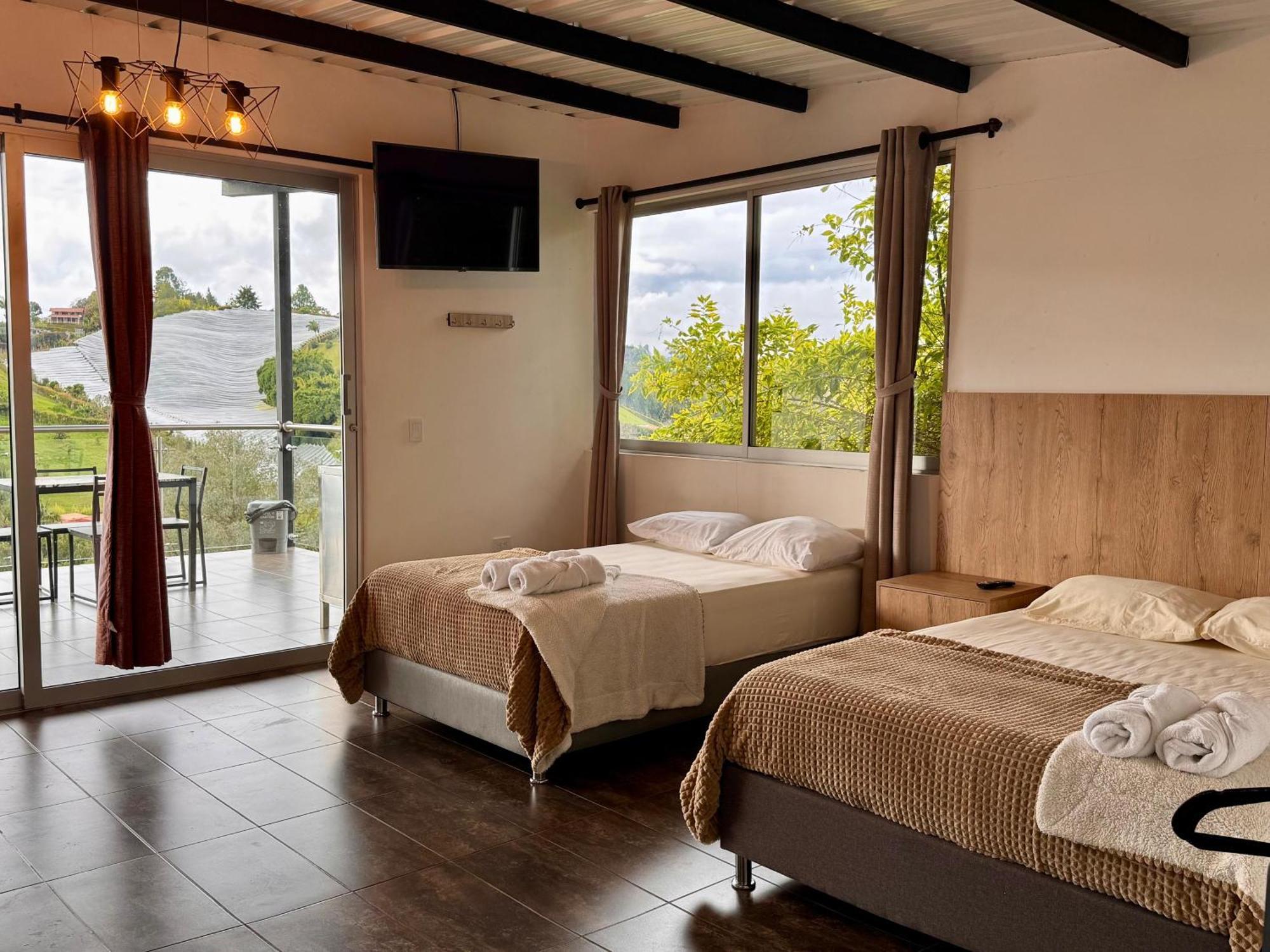 Hotel Campestre Alto Lindo En Guatapé Εξωτερικό φωτογραφία